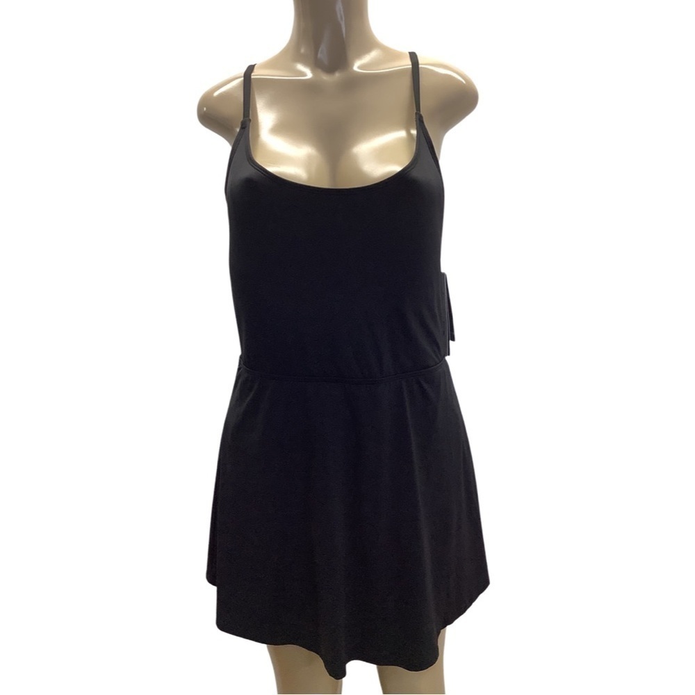 Wowease Size 14 Black Scoop Skirted One Piece Padded Cups Swimsuit. New With Tag